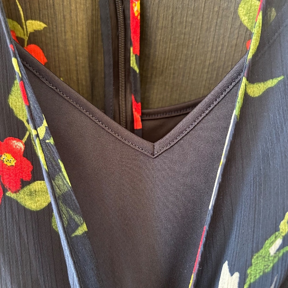Calvin Klein Flutter Short Sleeve Hi-Lo Red White Blue Floral Party Dress Size 4 - Picture 2 of 10